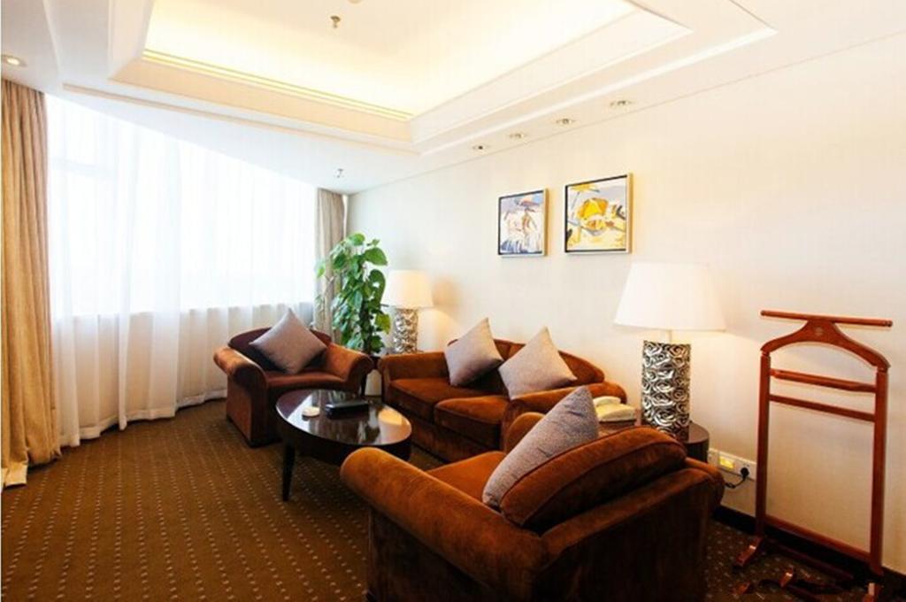 Tienyow Grand Hotel Haikou  Δωμάτιο φωτογραφία
